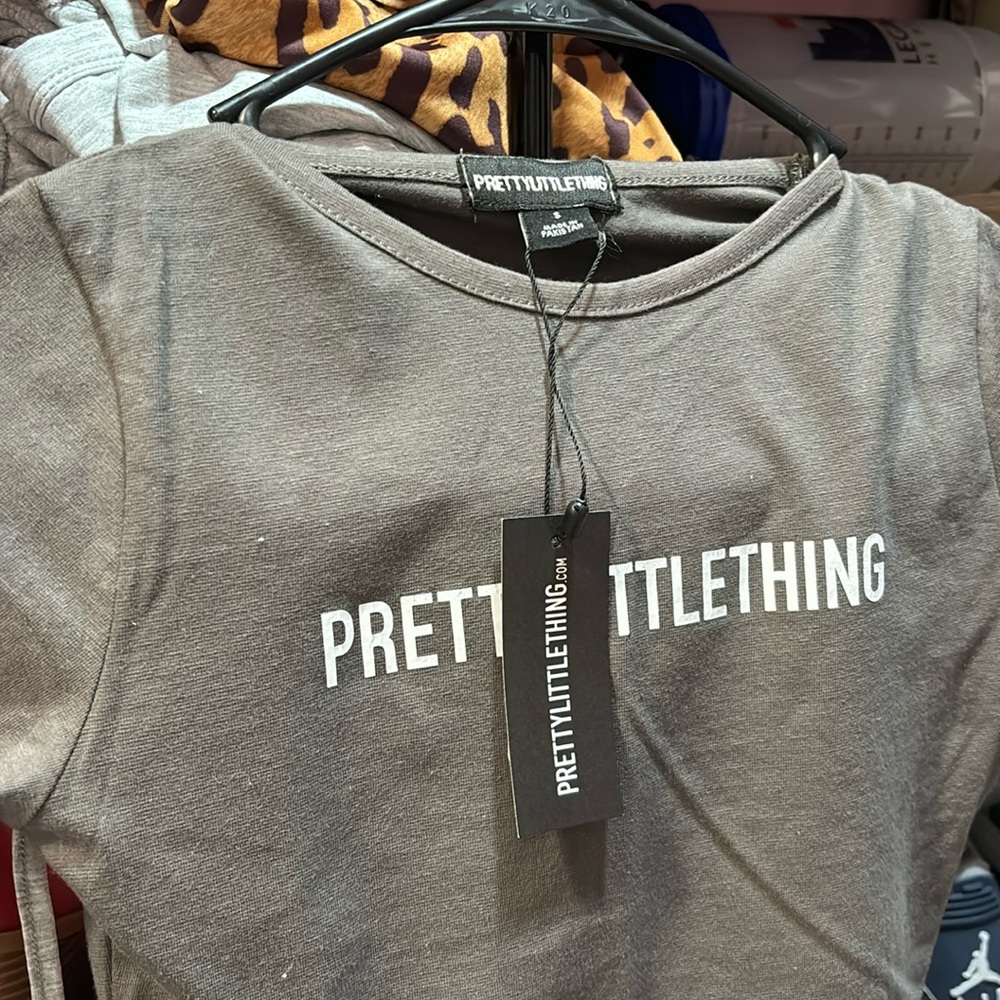 Brand new PLT set size SMALL in both